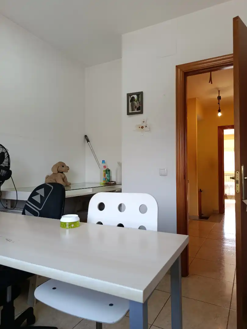Menjador de Casa adosada en venda en Sant Julià de Ramis amb Calefacció, Jardí privat i Terrassa