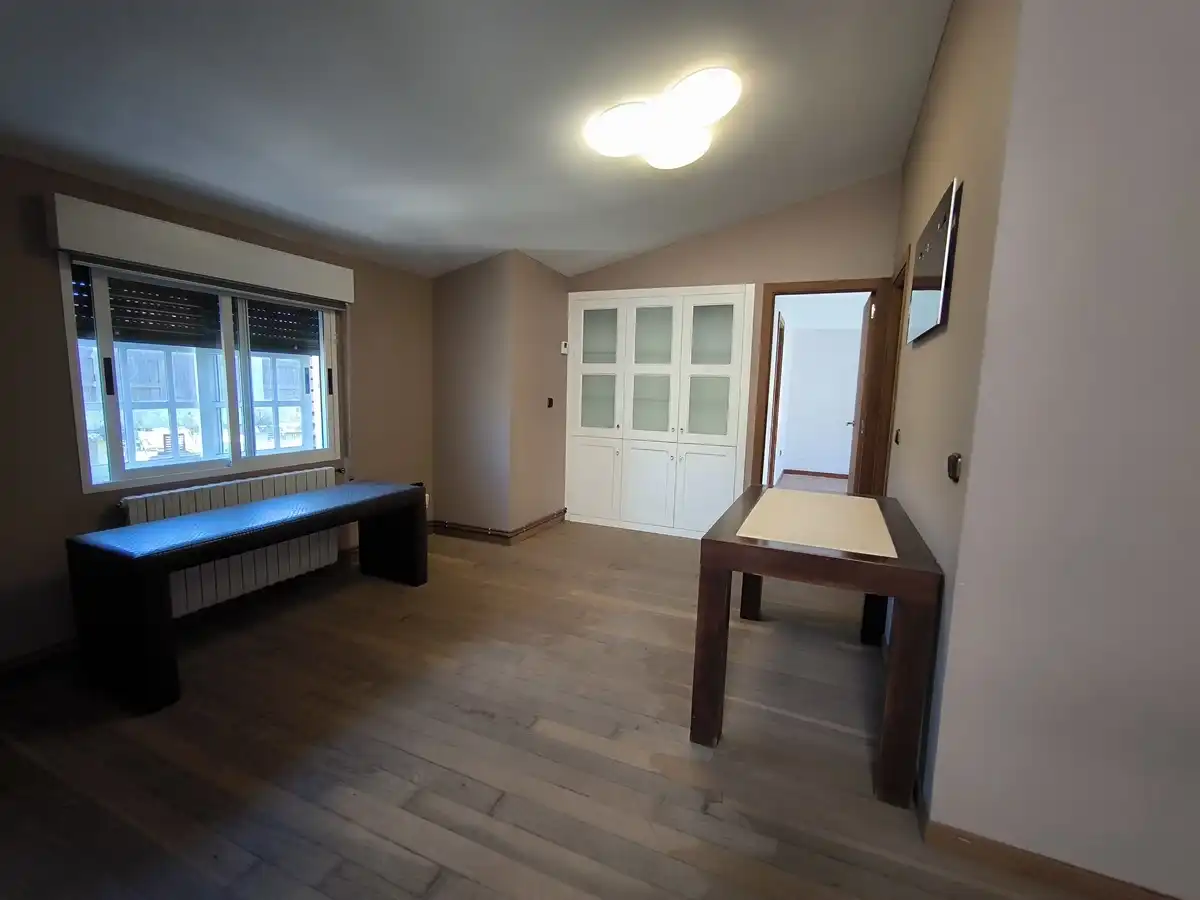 Casa o chalet en venta en Vilagarcía de Arousa con Calefacción, Jardín privado y Parquet