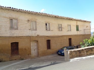Maison rustique avec balcon à vendre à Briones