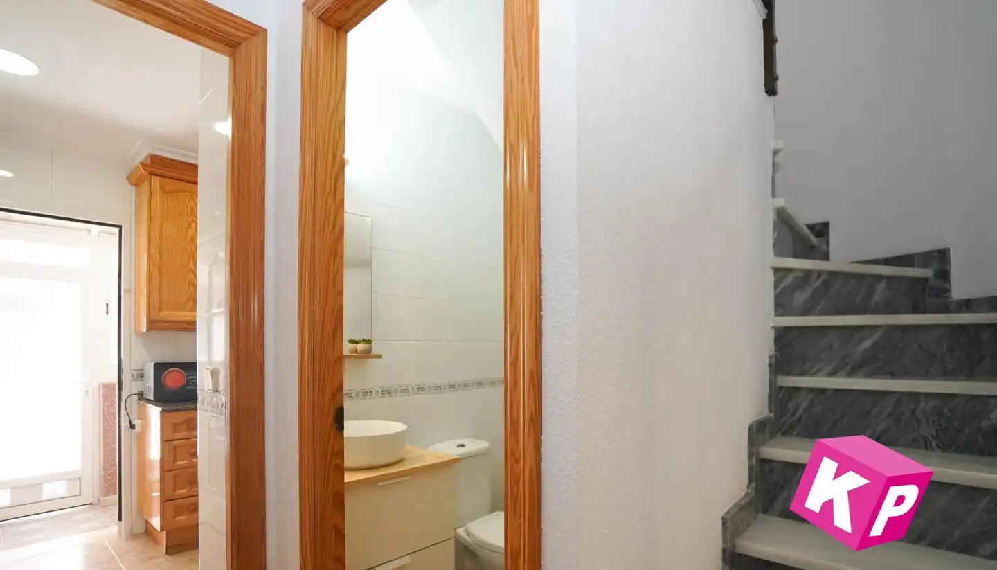 Bany de Casa o xalet en venda en Santa Pola amb Aire condicionat, Terrassa i Piscina