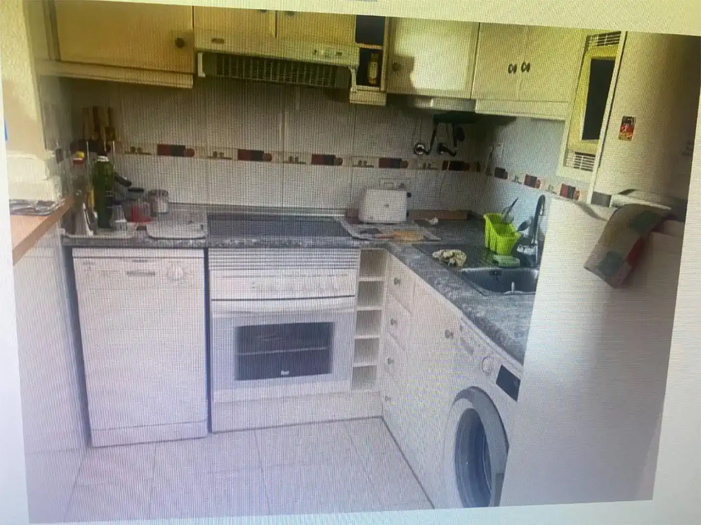 Küche von Wohnung zur Miete in Torrevieja mit Klimaanlage, Privatgarten und Schwimmbad