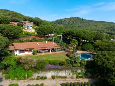 Villa avec piscine à vendre à Cabrera de Mar