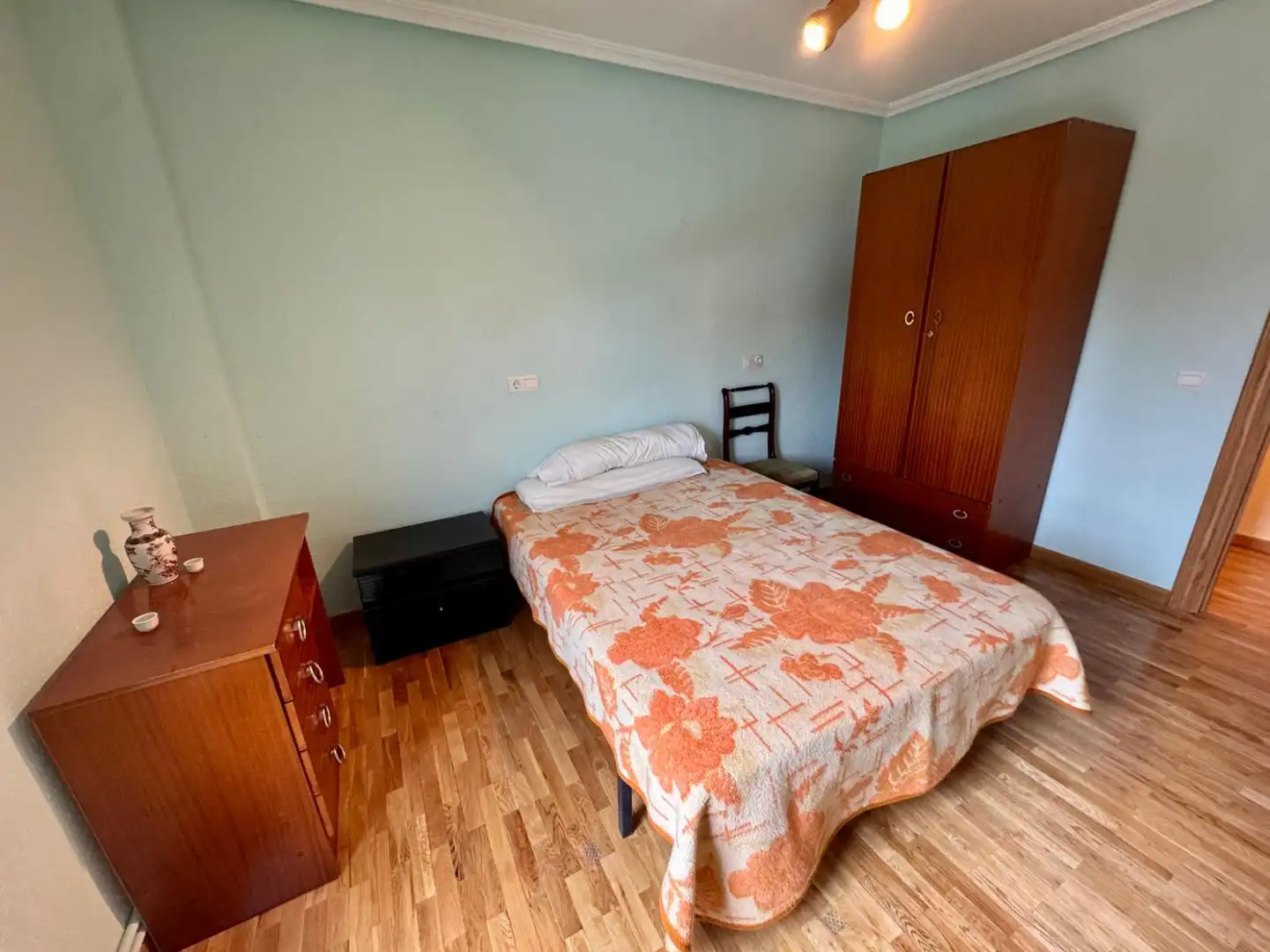 Habitación de Piso en venta en Carrión de los Condes con Calefacción, Parquet y Terraza