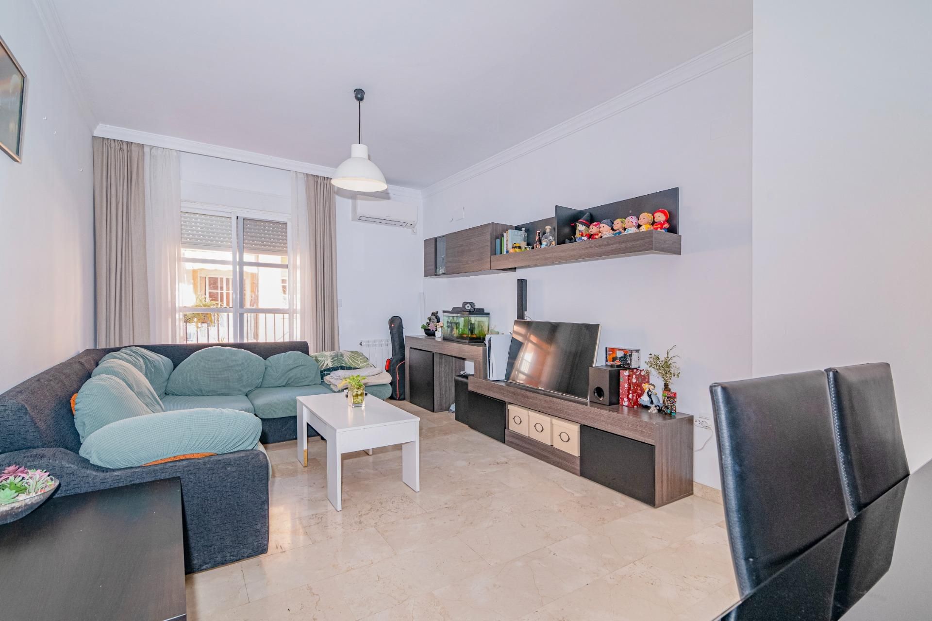 Piso en venta en Calle Rafael Alberti, Aljomahima - Ermita