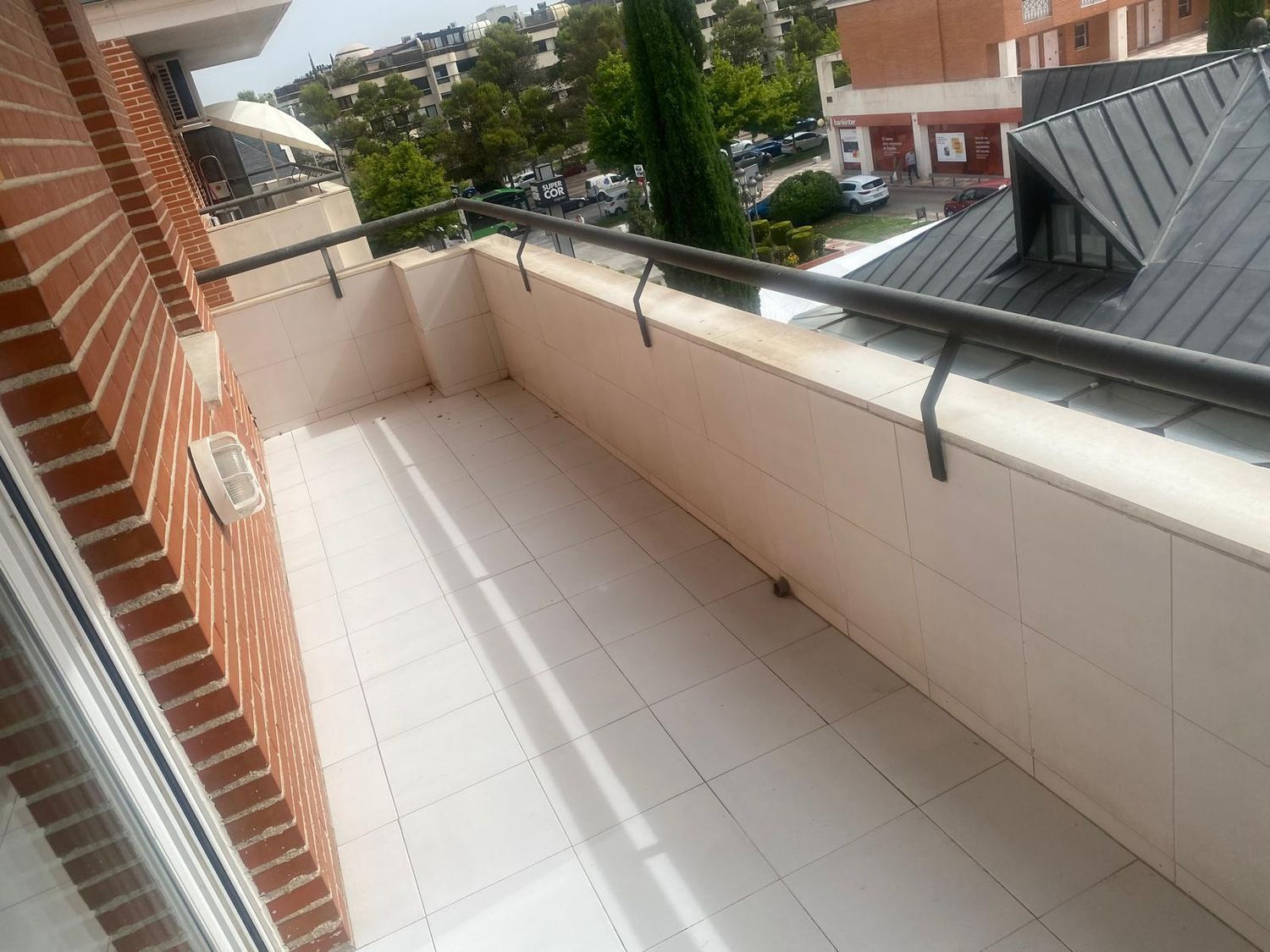 Terrace of Flat to rent in  Madrid Capital  with Heating and Swimming Pool