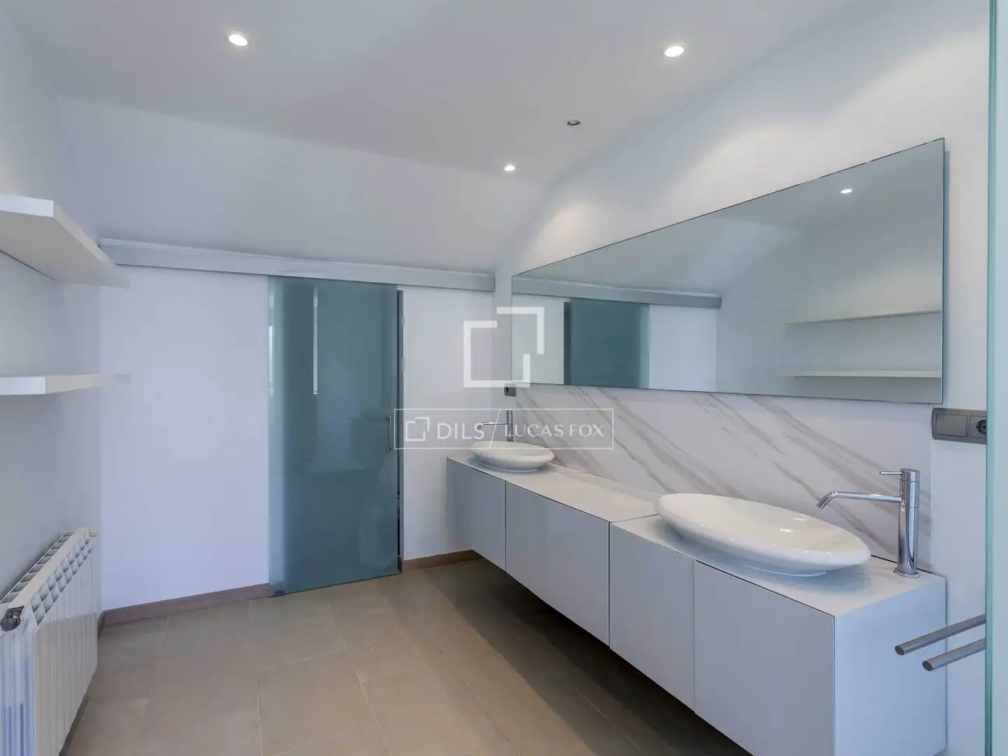 Baño de Casa o chalet de alquiler en L'Eliana con Aire acondicionado, Jardín privado y Trastero