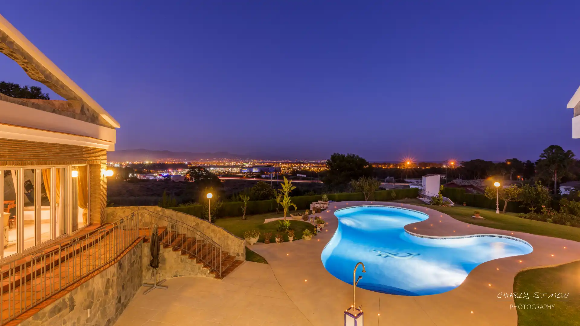 Swimming pool of Houses for sale in Málaga  with Air Conditioner, Heating and Private garden