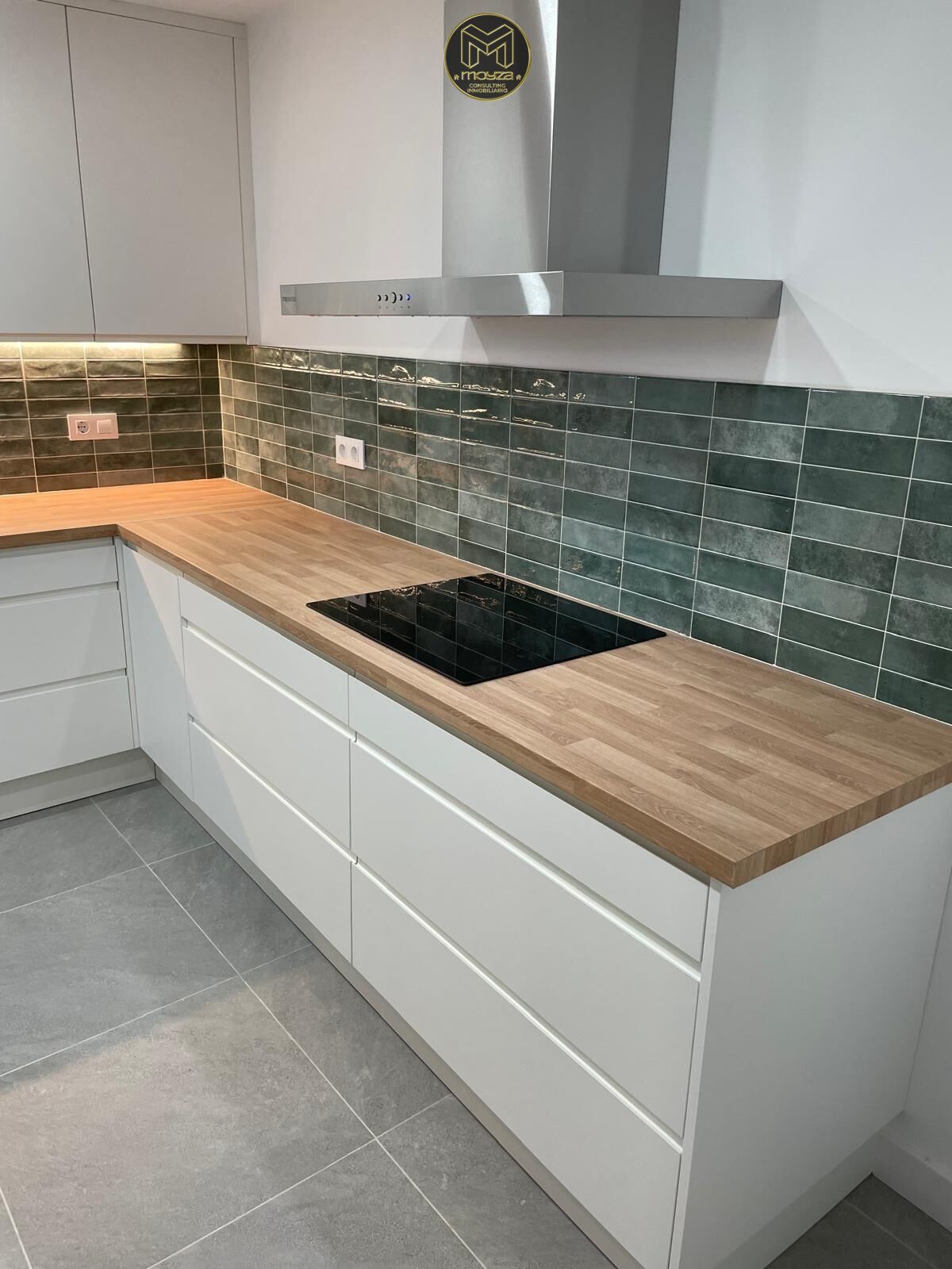 Kitchen of Flat for sale in  Jaén Capital  with Balcony