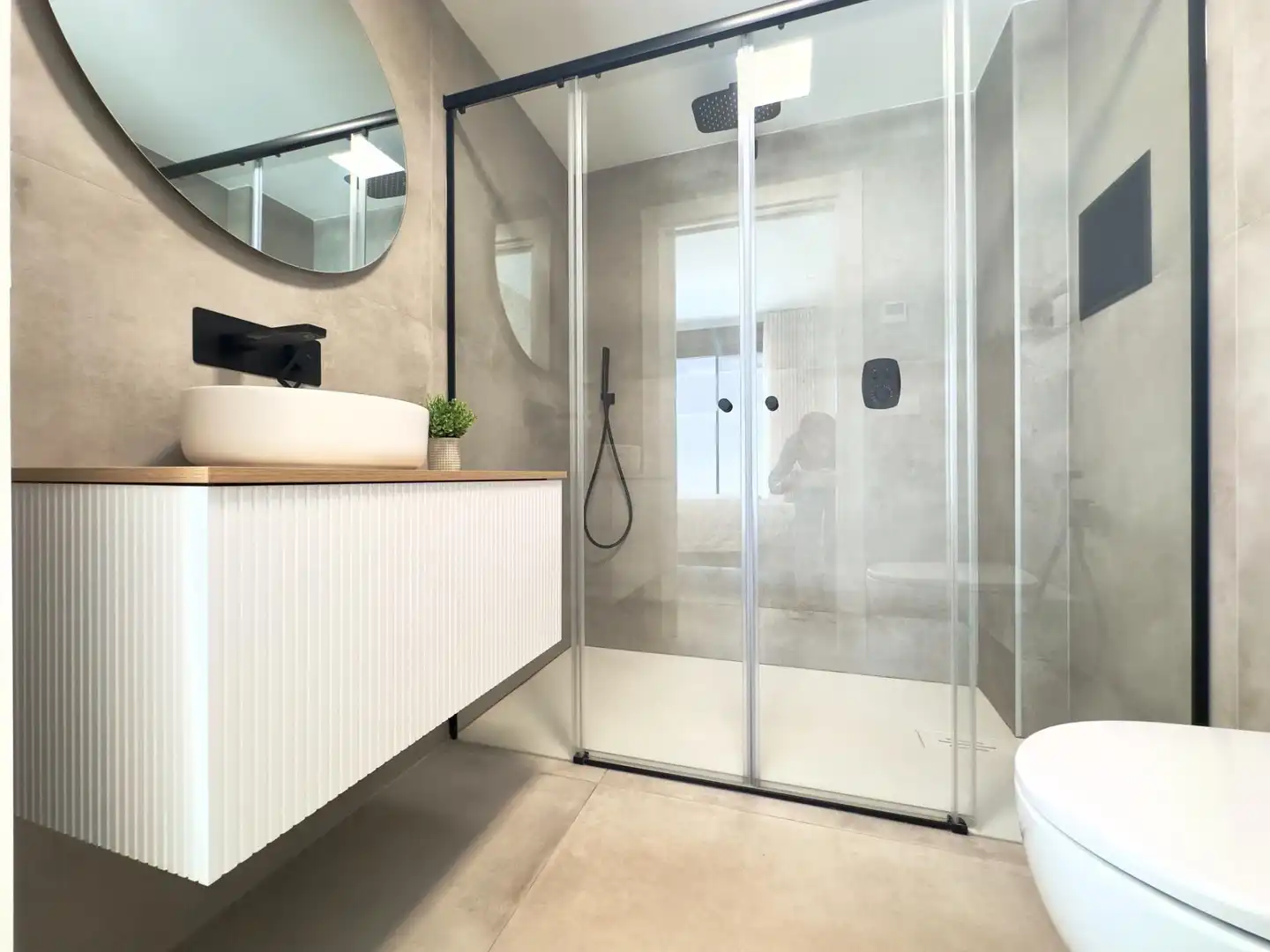 Bany de Apartament en venda en San Pedro del Pinatar amb Aire condicionat, Terrassa i Traster