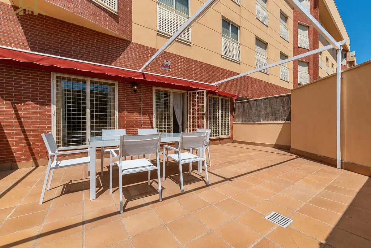 Terraza de Planta baja en venta en Arroyomolinos (Madrid) con Aire acondicionado, Calefacción y Jardín privado
