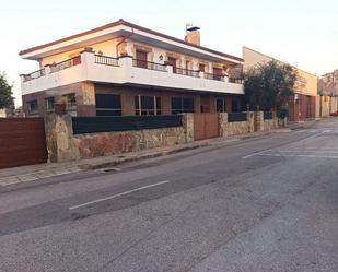 Vista exterior de Casa o xalet en venda en Santander amb Terrassa