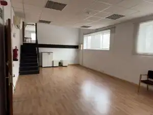 Nave industrial en alquiler en Urbanización Este - Montepríncipe, imagen 5
