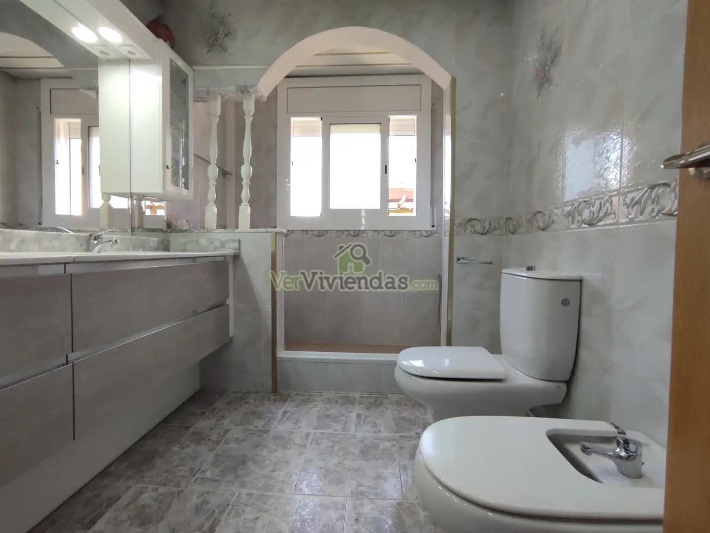 Bathroom of Houses for sale in Masquefa  with Air Conditioner, Heating and Private garden