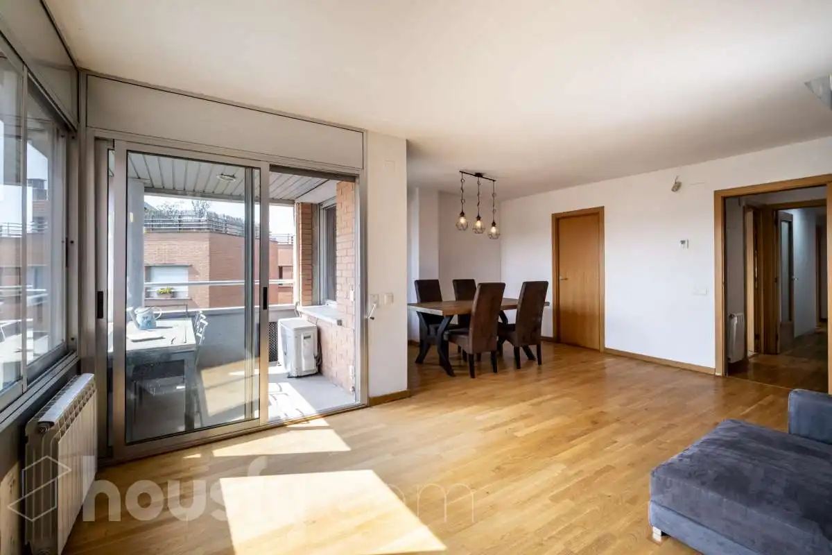 Maisonette zum Verkauf in Avinguda de les Roquetes, Coll Favà