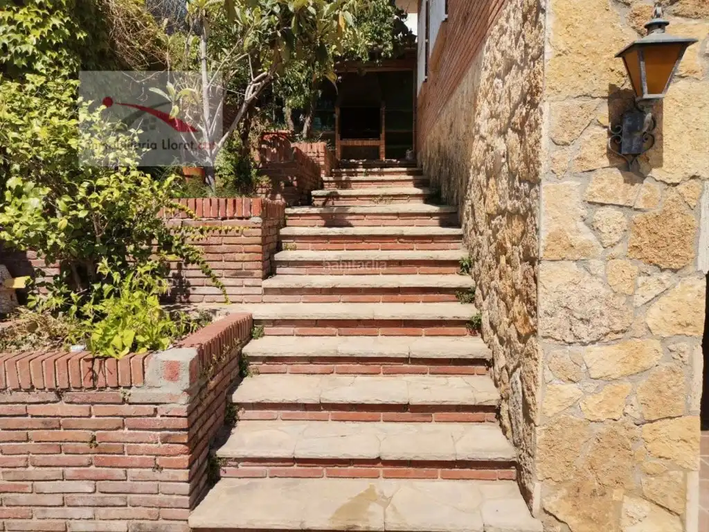 House with pool for sale in Canyelles, imagen 2