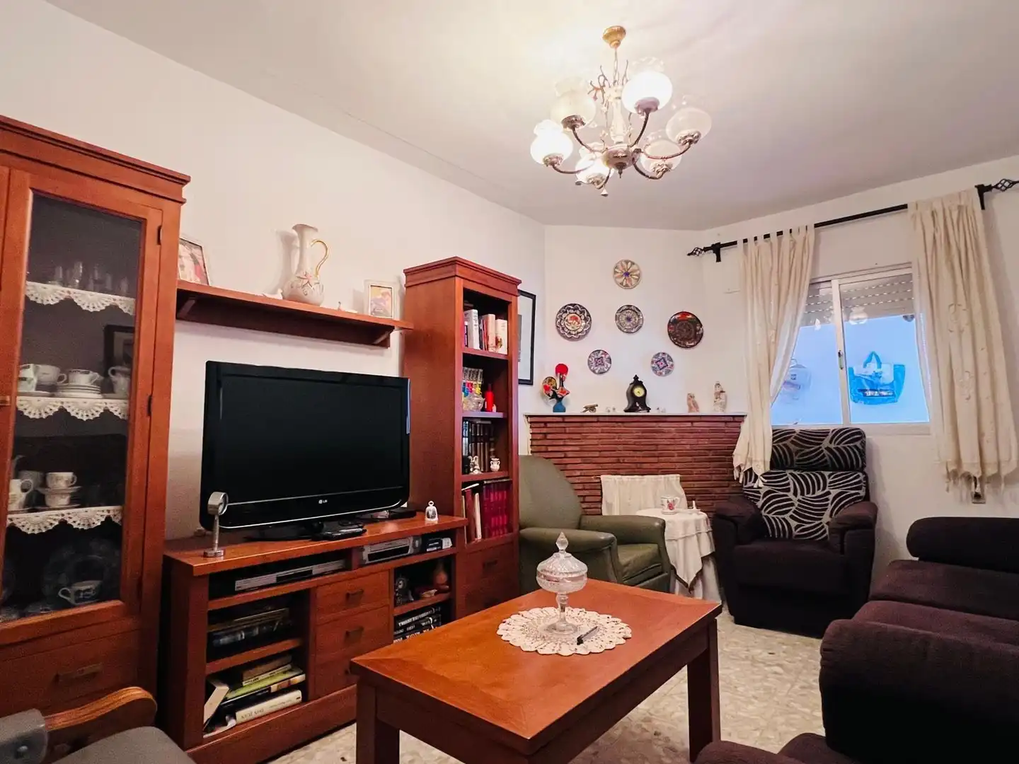 Wohnzimmer von Einfamilien-Reihenhaus zum Verkauf in Los Barrios