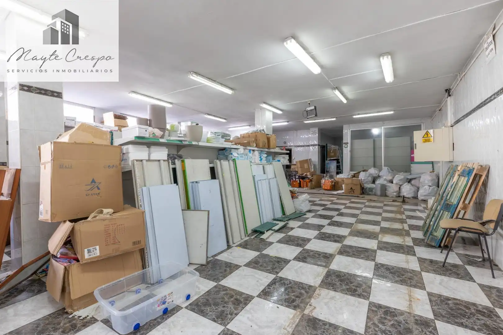 Gewerbefläche zum Verkauf in Calle Calle Ganivet 48, imagen 3