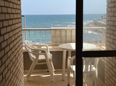 Apartament amb ascensor en venda a Avenida DOCTOR MARIANO RUIZ CANOVAS 5