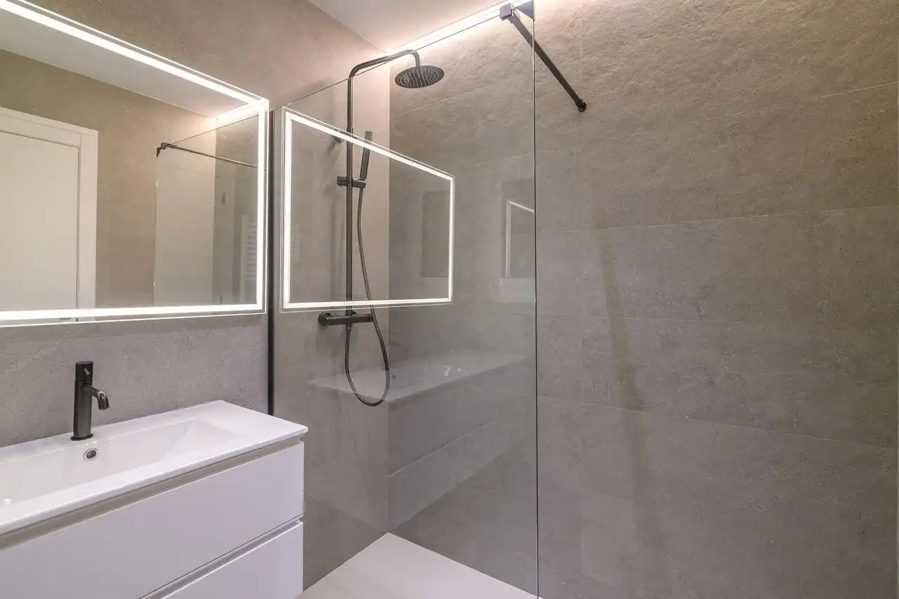 Bathroom of Flat for sale in Manresa  with Heating and Parquet flooring