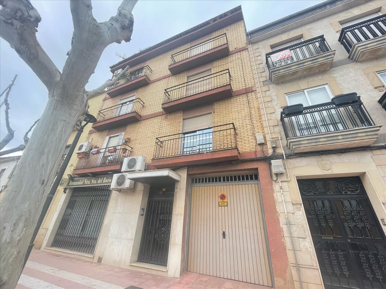 Vista exterior de Pis en venda en La Carolina amb Traster