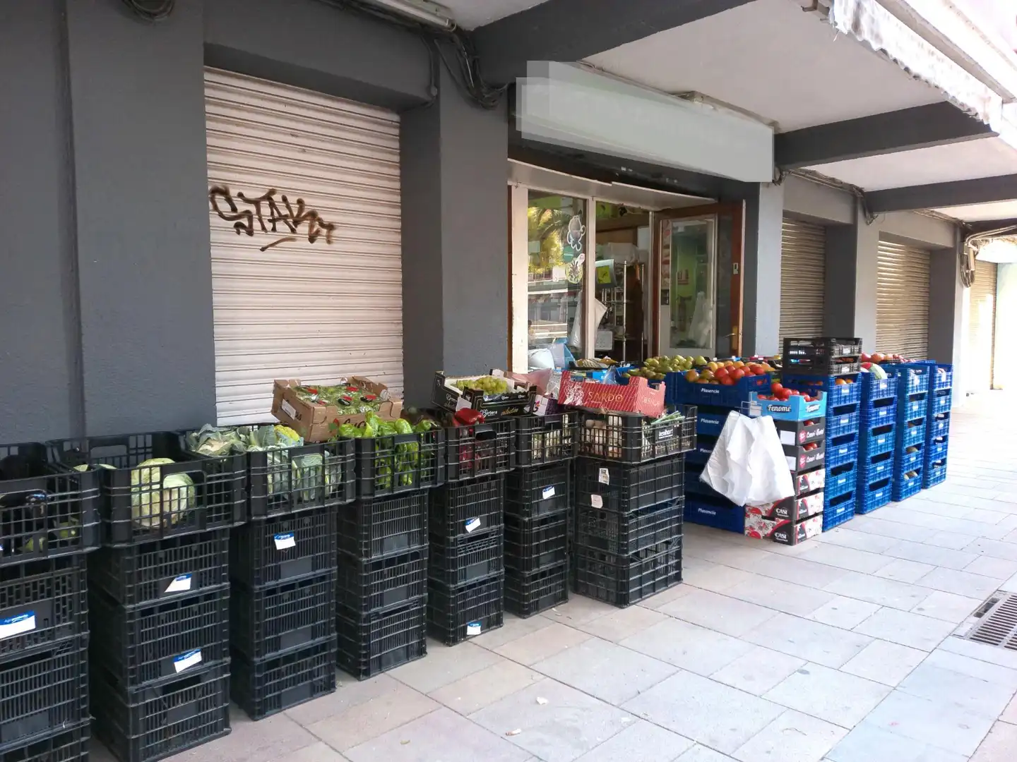 Local en venta en Sabadell con Amueblado