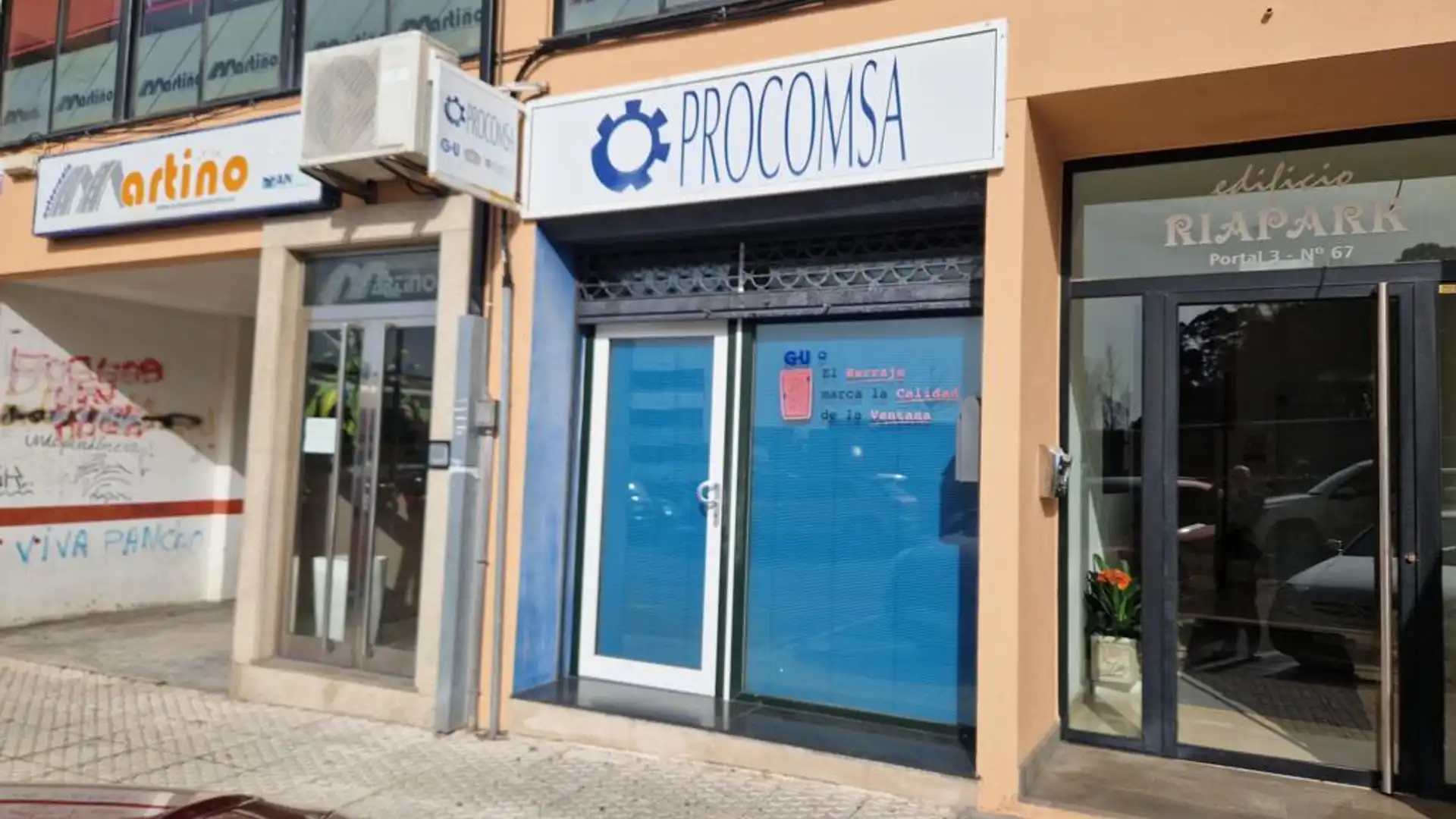 Local en venta en Boiro