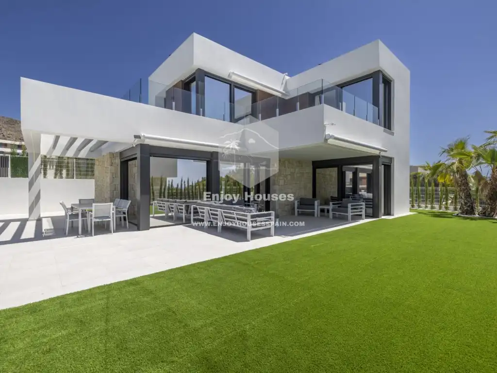 Maison avec piscine à vendre à Golf Bahía, imagen 2
