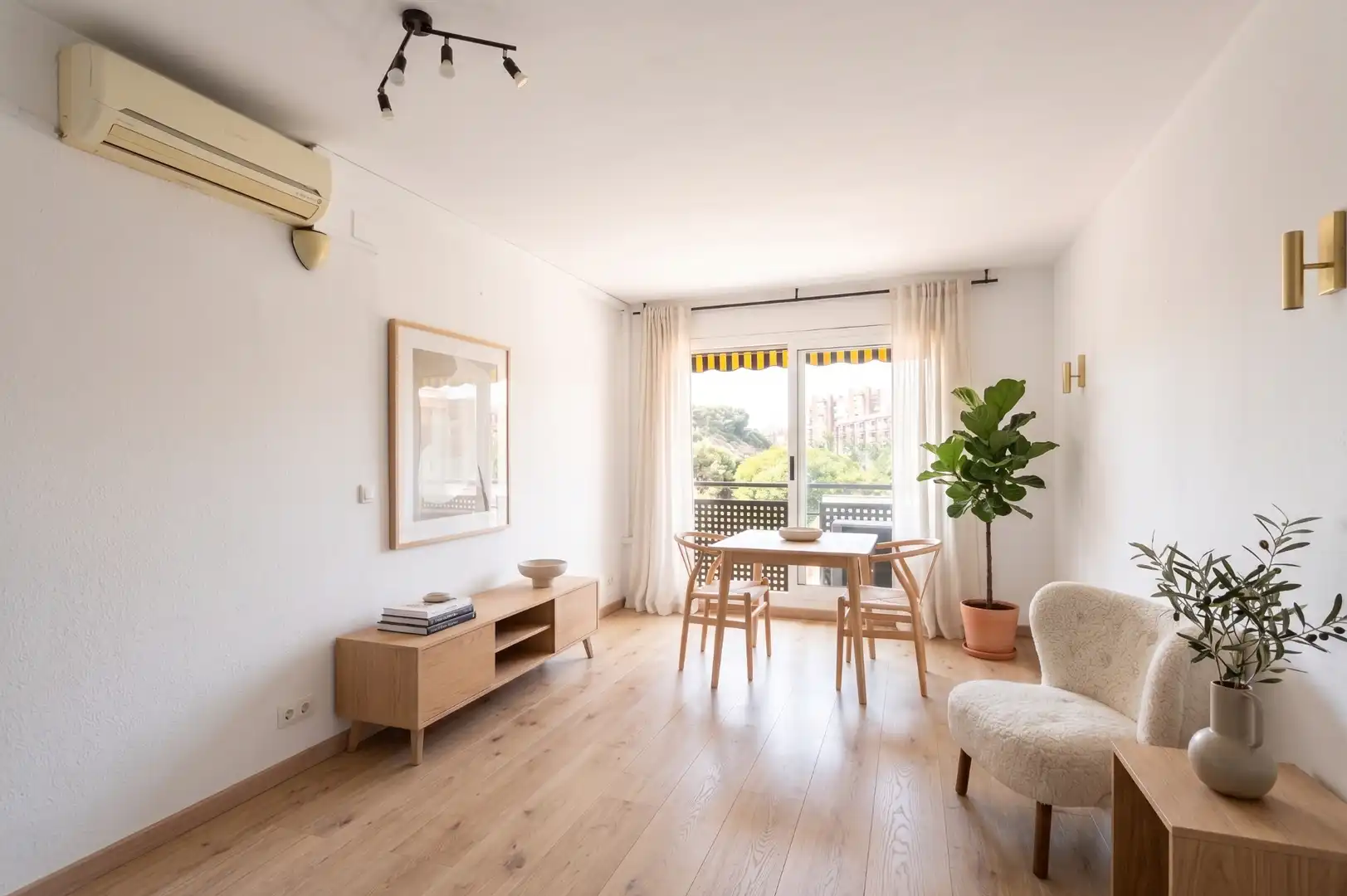 Flat with pool for sale in Carrer de Trajà