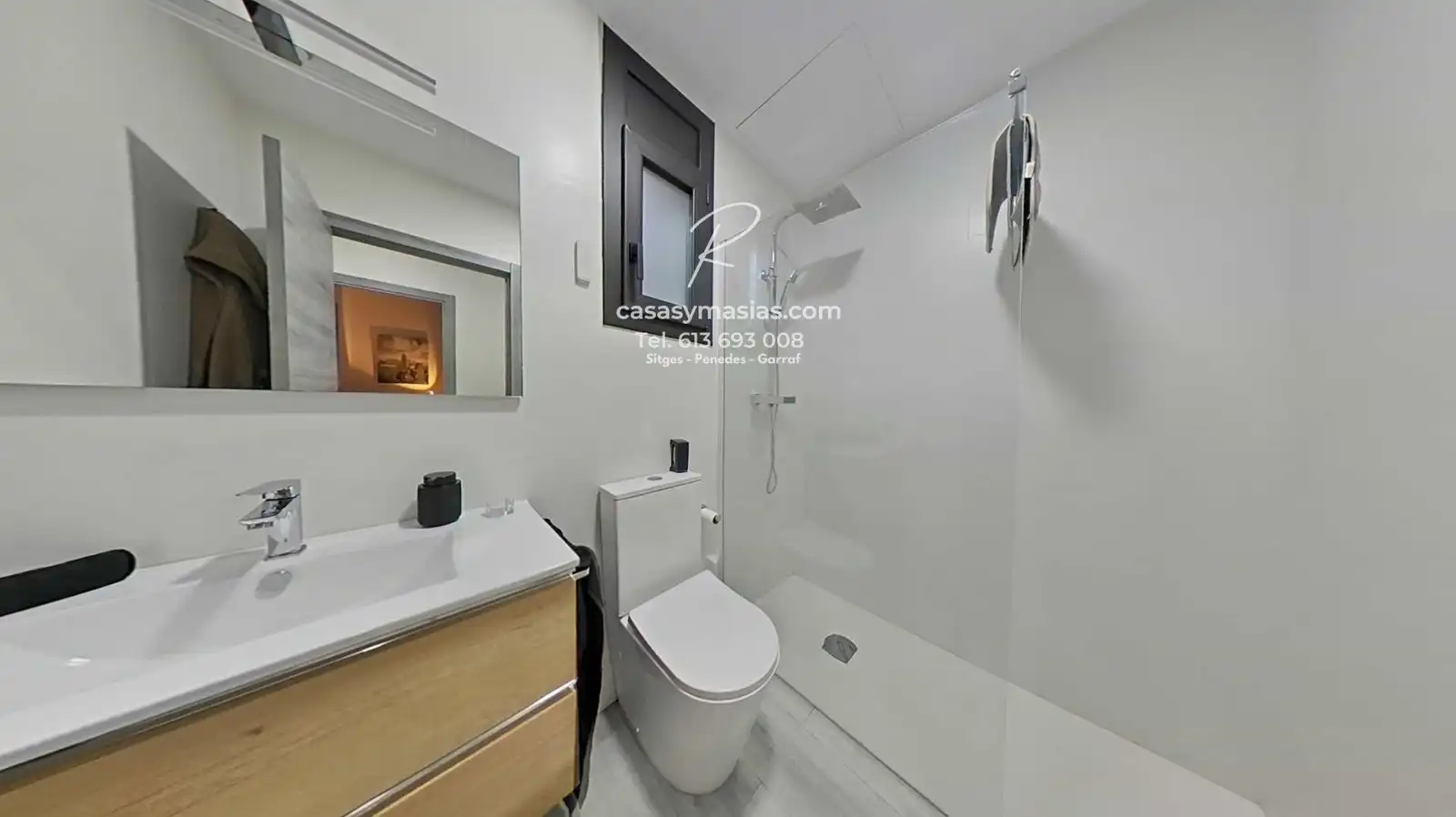 Baño de Casa o chalet en venta en Vallirana con Aire acondicionado, Calefacción y Jardín privado