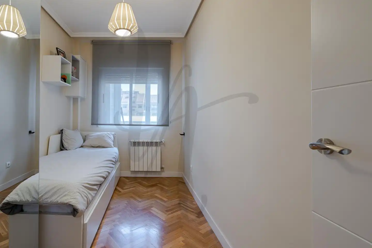 Schlafzimmer von Wohnung zum Verkauf in Madrid mit Klimaanlage, Heizung und Parkett