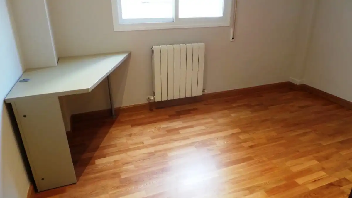 Habitación de Piso de alquiler en Zaragoza con Aire acondicionado, Calefacción y Parquet
