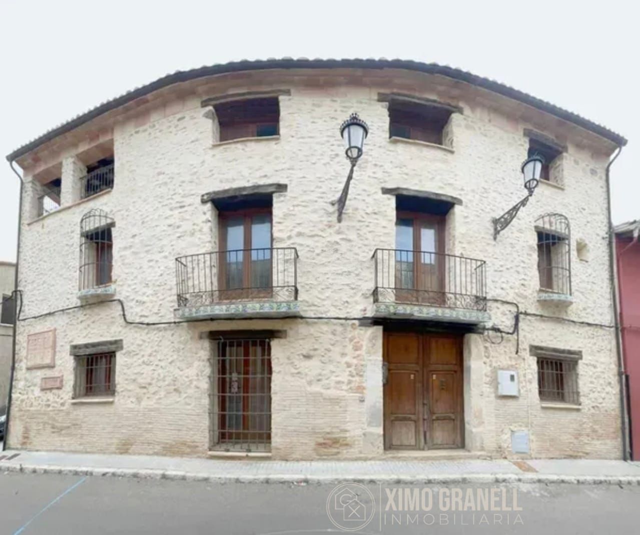 Exterior view of Building for sale in Sempere