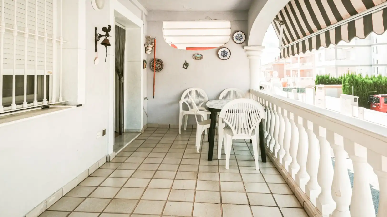 Terrasse von Haus oder Chalet zum Verkauf in Oliva mit Klimaanlage, Heizung und Terrasse