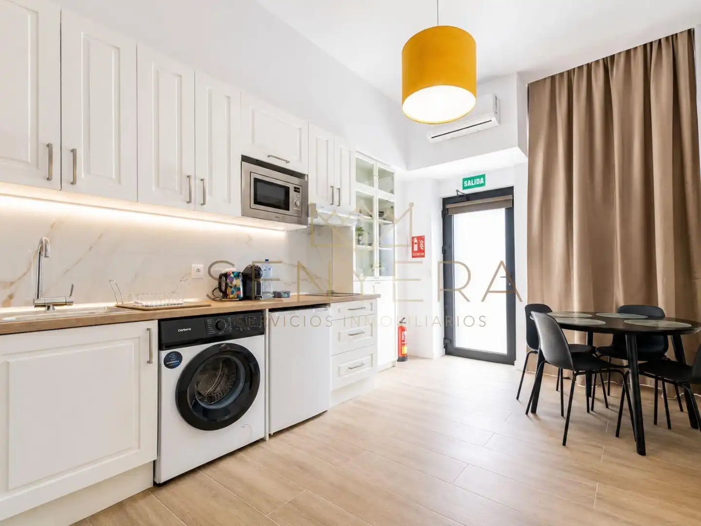Kitchen of Study for sale in Valencia  with Air Conditioner and Furnished