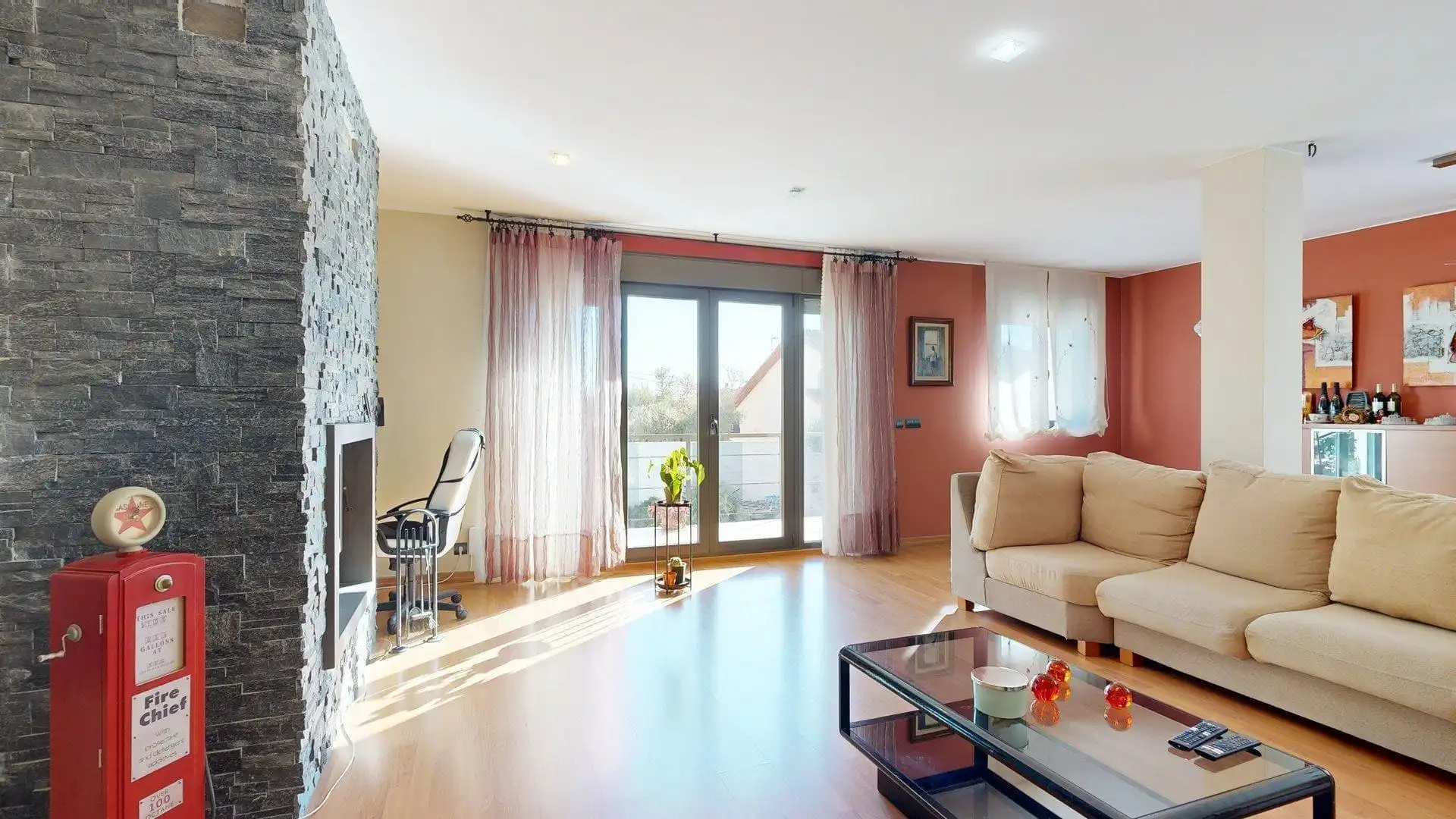 Wohnzimmer von Haus oder Chalet zum Verkauf in Nuez de Ebro mit Klimaanlage, Heizung und Privatgarten