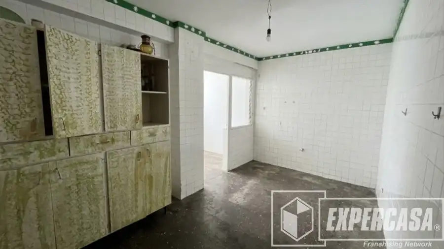 Kitchen of Flat for sale in Quatre Carreres