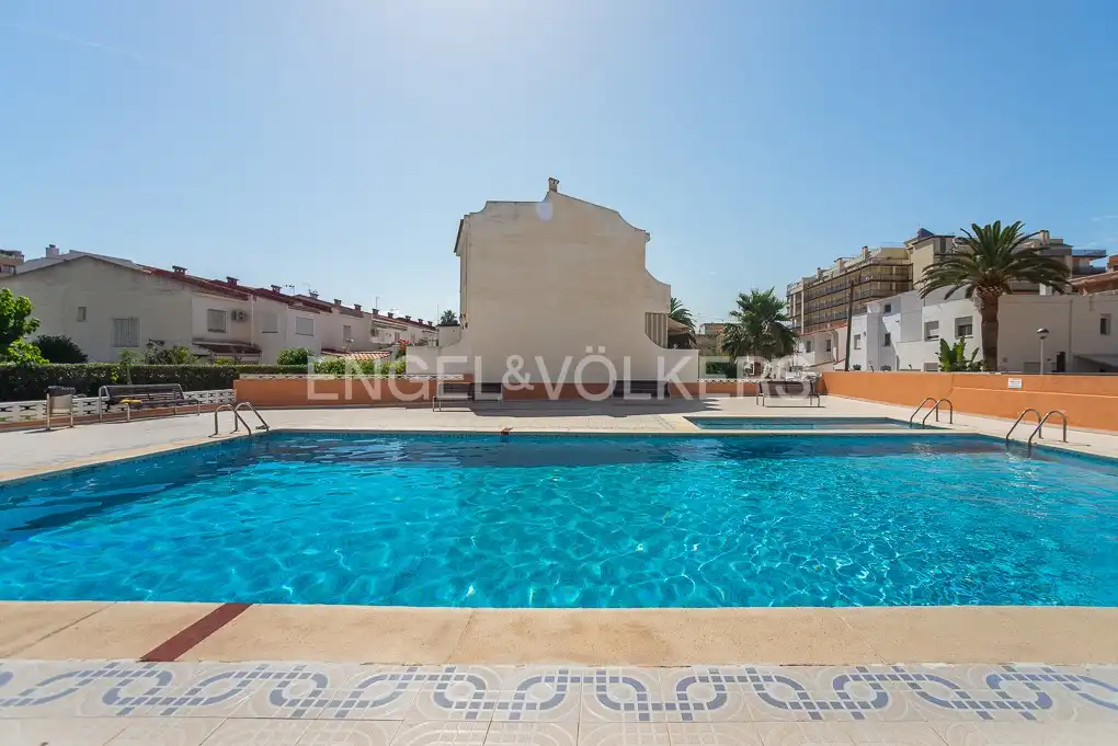 Piscina de Casa o xalet en venda en Peñíscola / Peníscola amb Calefacció, Terrassa i Traster
