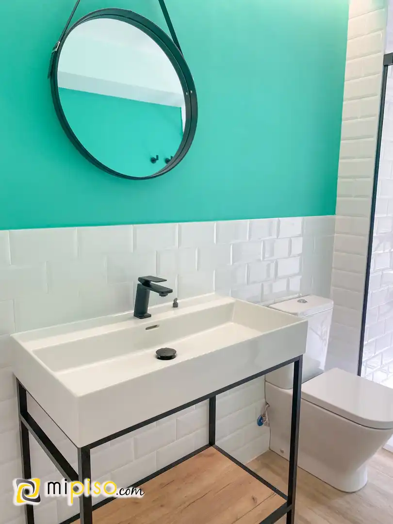 Badezimmer von Wohnung zum Verkauf in Laredo mit Terrasse und Möbliert