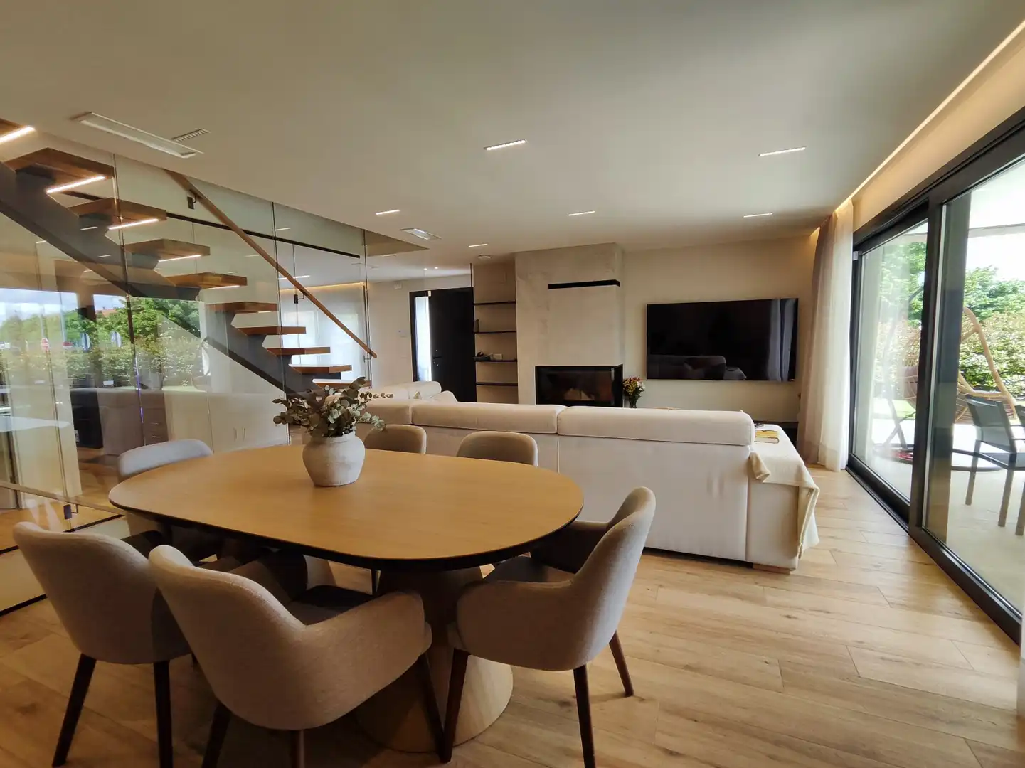 Sala de estar de Casa o chalet de alquiler en Oyón-Oion con Calefacción, Jardín privado y Terraza