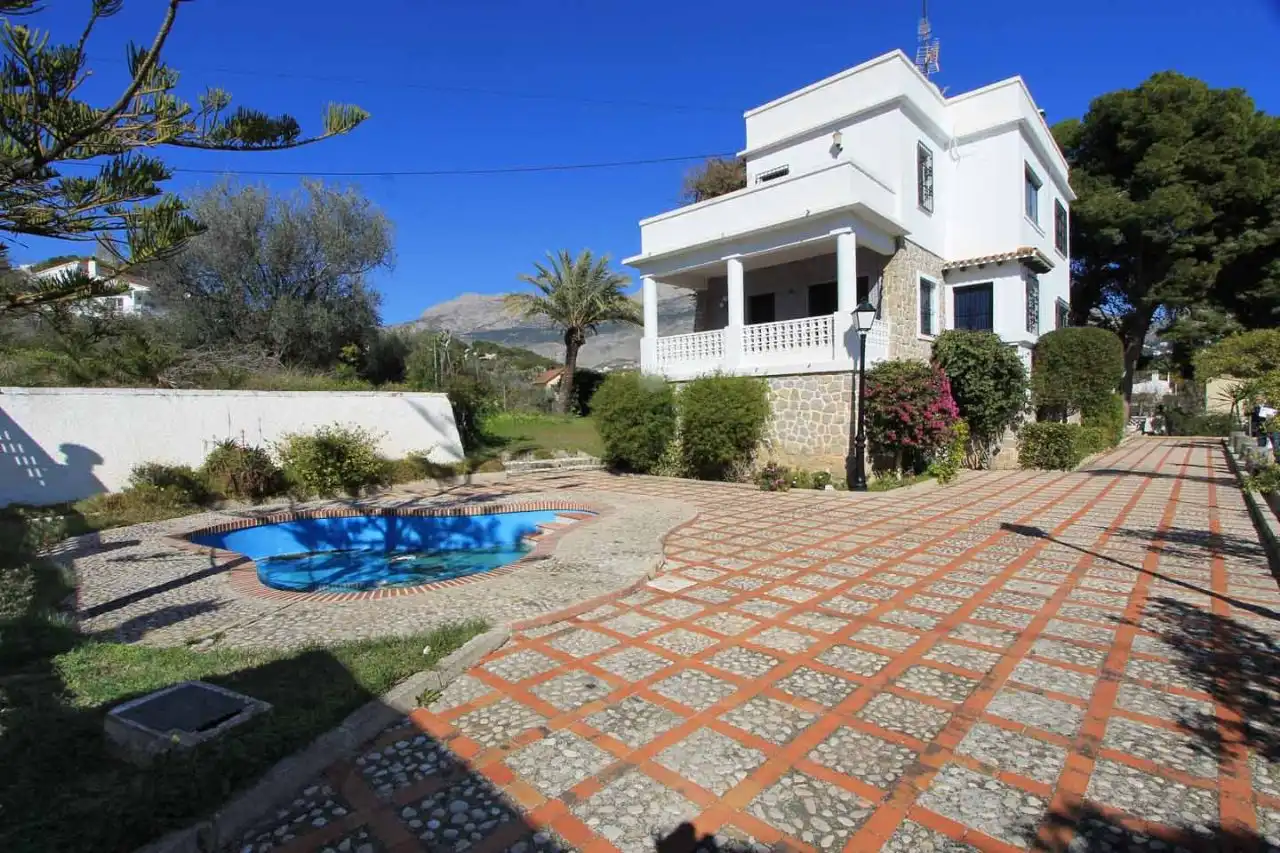 Casa amb piscina en venda a L'Olla, imagen 2