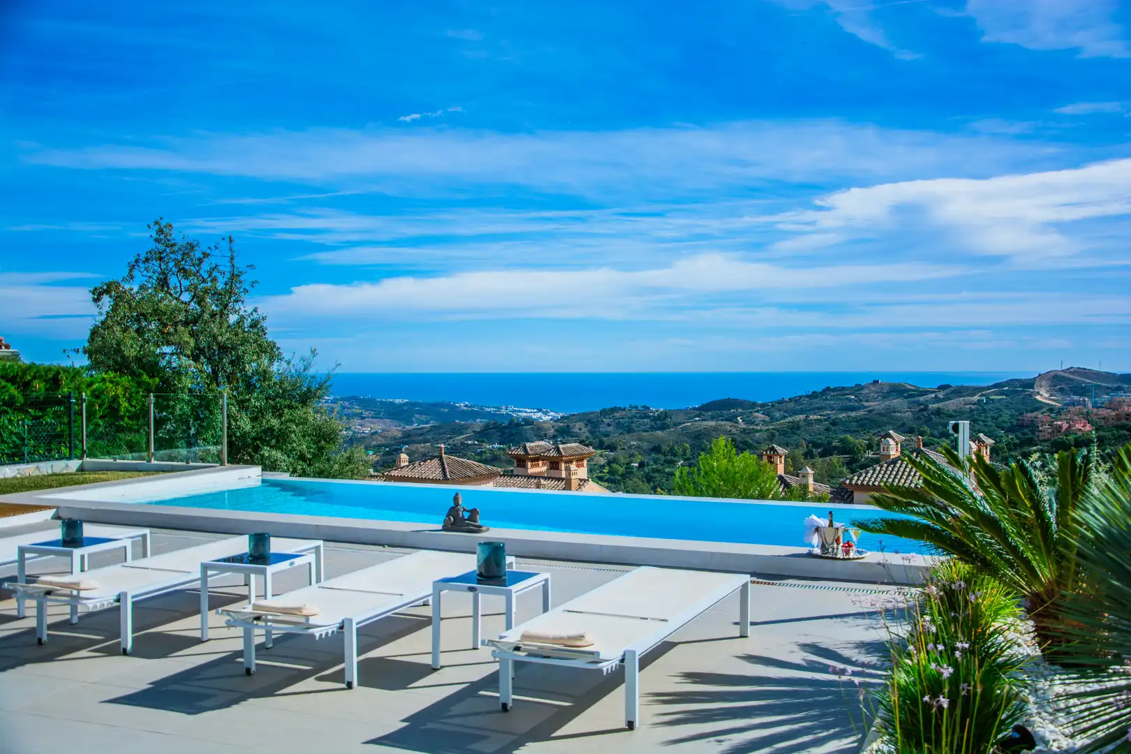Villa mit Pool zum Verkauf in La Mairena, imagen 2