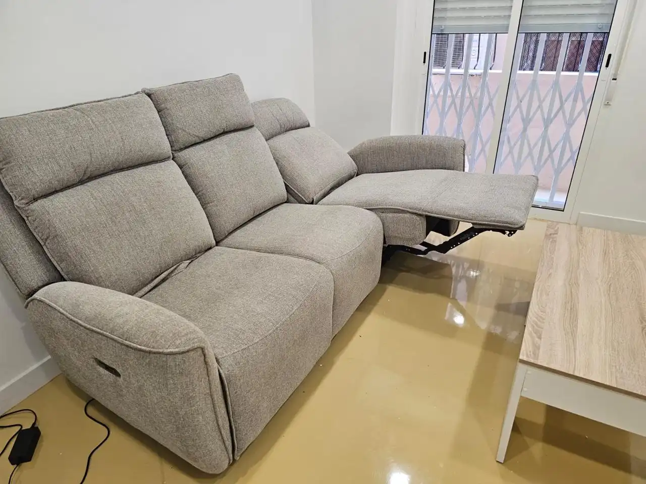 Sala de estar de Piso de alquiler en Almería con Aire acondicionado y Amueblado