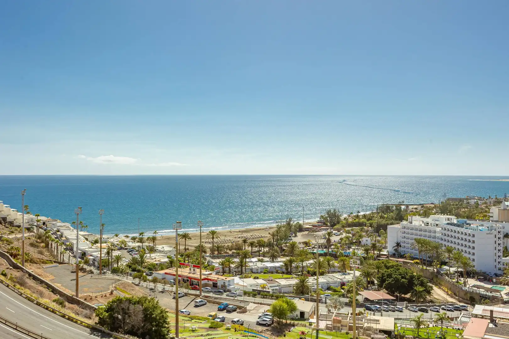 Vista exterior de Casa o chalet en venta en San Bartolomé de Tirajana con Aire acondicionado, Jardín privado y Terraza