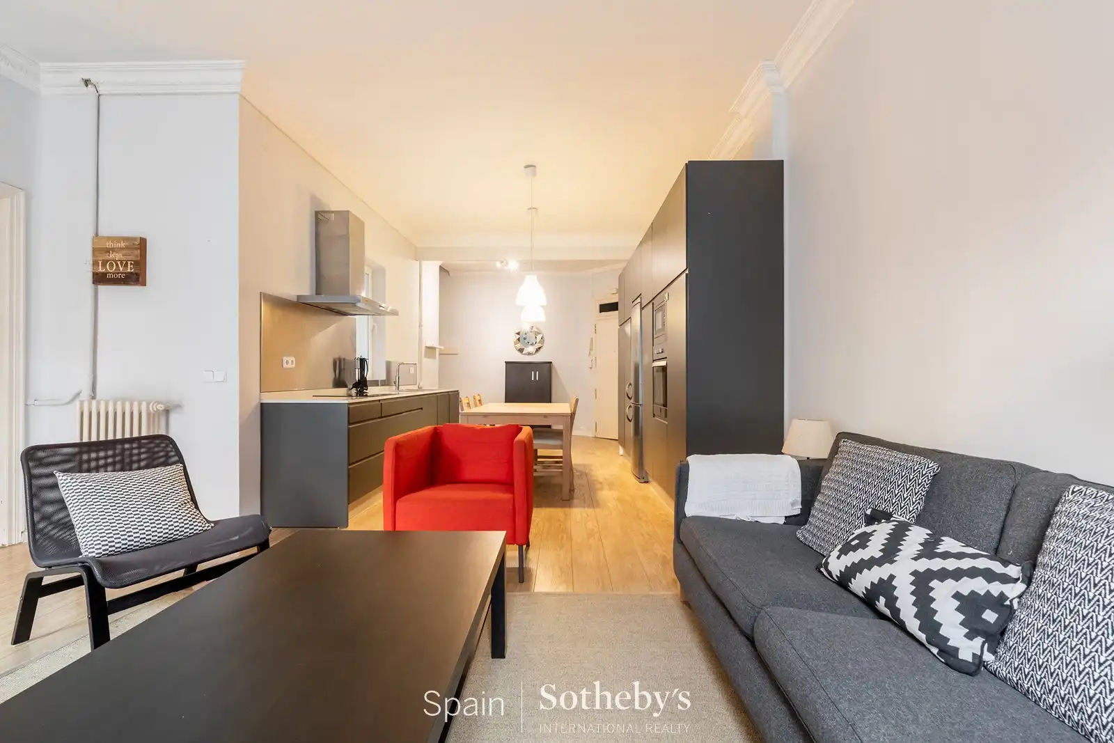 Sala d'estar de Apartament en venda en Madrid amb Aire condicionat, Calefacció i Terrassa