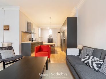 Apartamento con ascensor en venta en Príncipe de Vergara