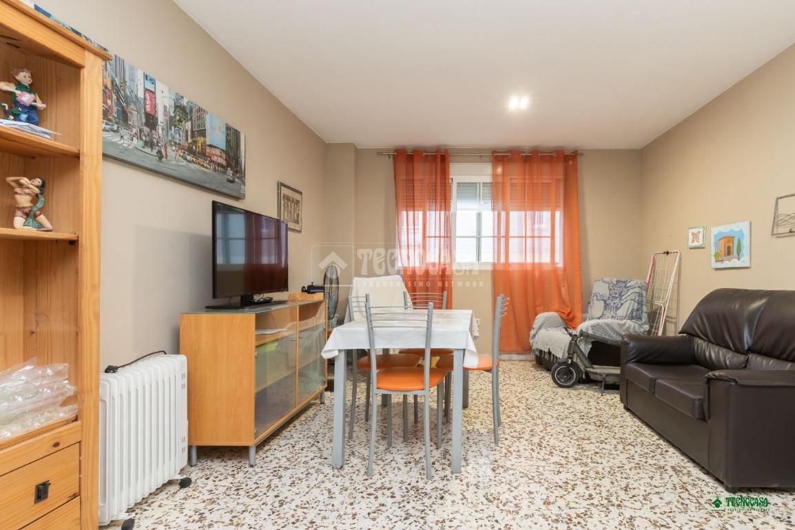 Sala d'estar de Pis en venda en  Almería Capital amb Aire condicionat