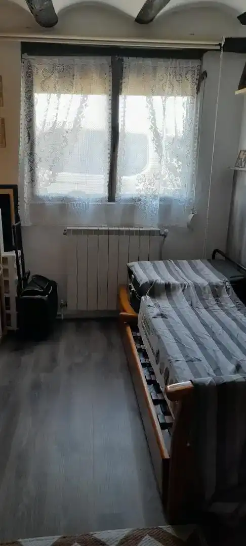 Dormitori de Casa adosada en venda en Artesa de Segre amb Balcó
