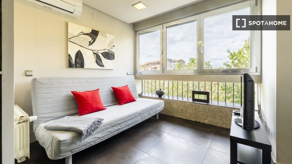 Bedroom of Flat to rent in  Madrid Capital  with Air Conditioner, Heating and Furnished
