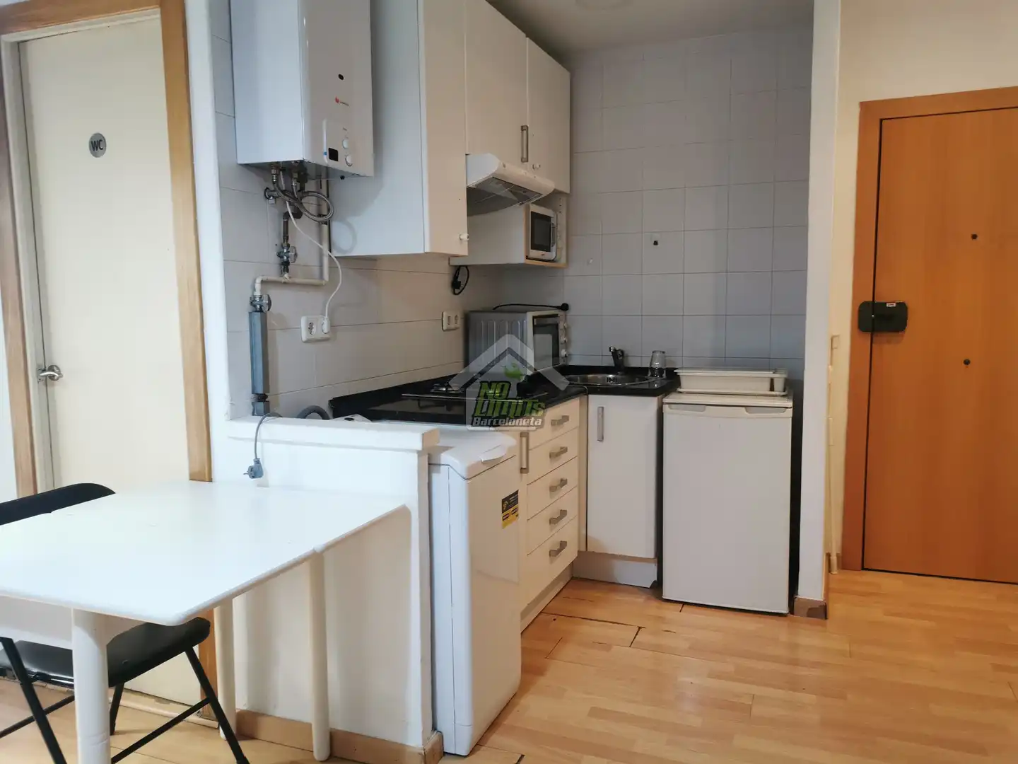 Flat for rent in Carrer de Monjo, La Barceloneta