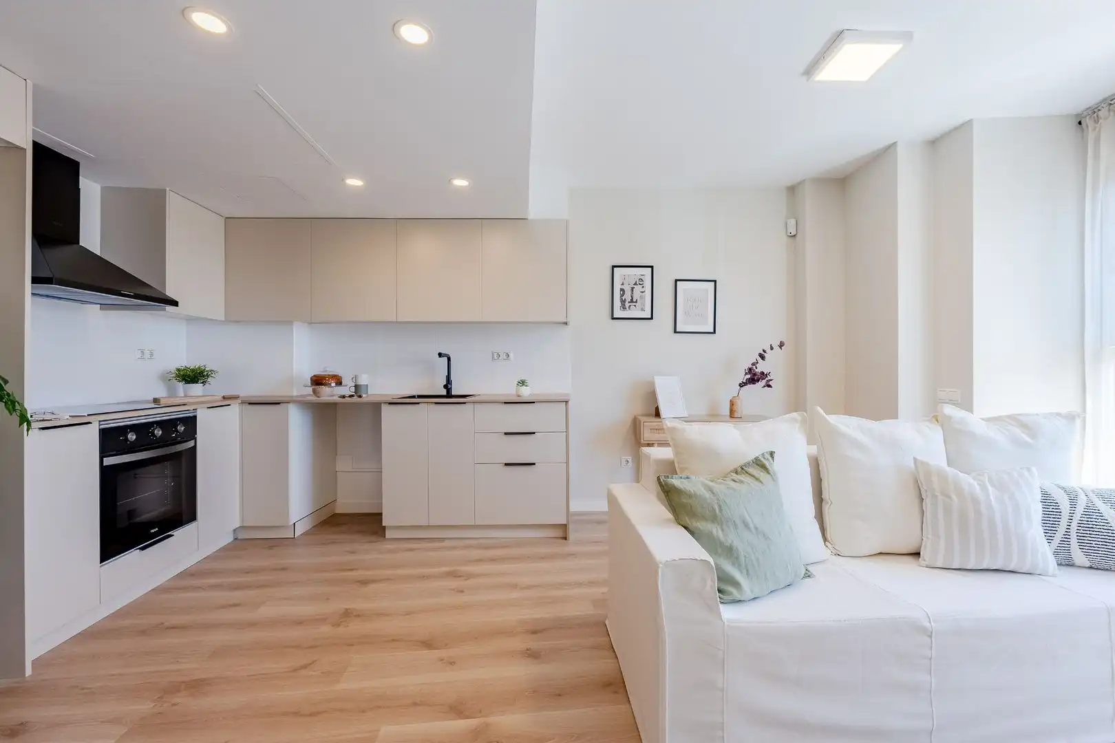 Piso en venta en Antoni de Capmany, El Palau - Escorxador